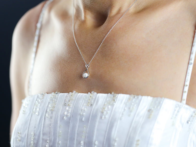 Thank You Mother of the Groom Gift, Wedding Gift from Bride, Mother-in-Law Pearl Necklace, Mom of the Groom Necklace MSG-1039